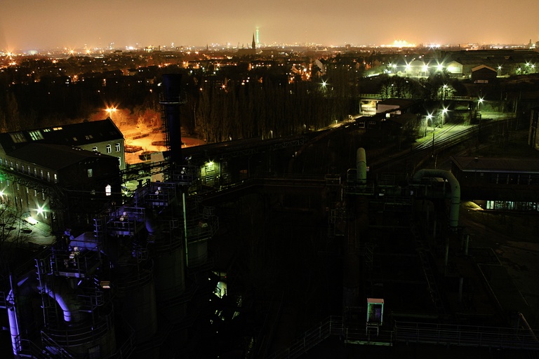 Duisburg bei Nacht